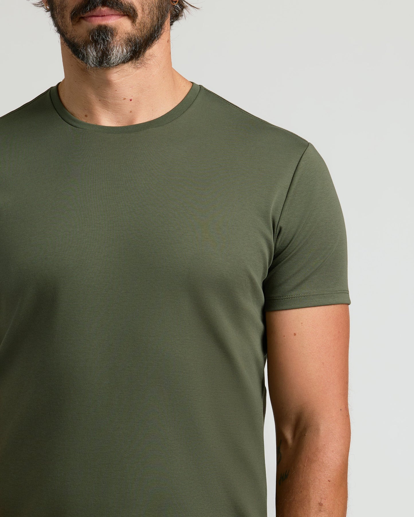 Grove Pima Crew Curved Hem
