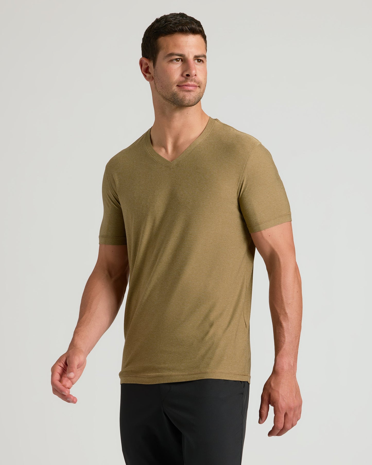 Overland Active V-Neck