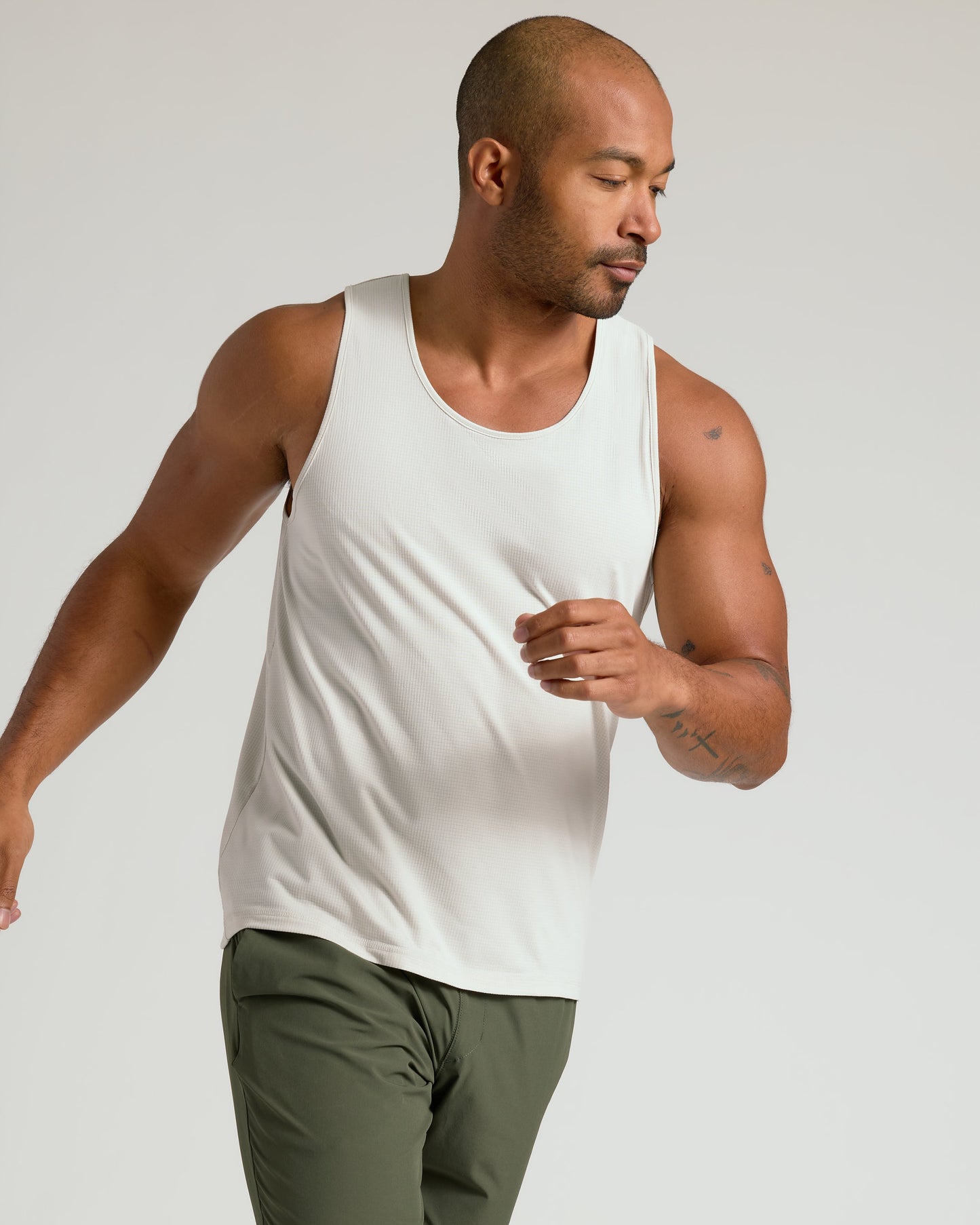 Dove Sleeveless Active Mesh Tank