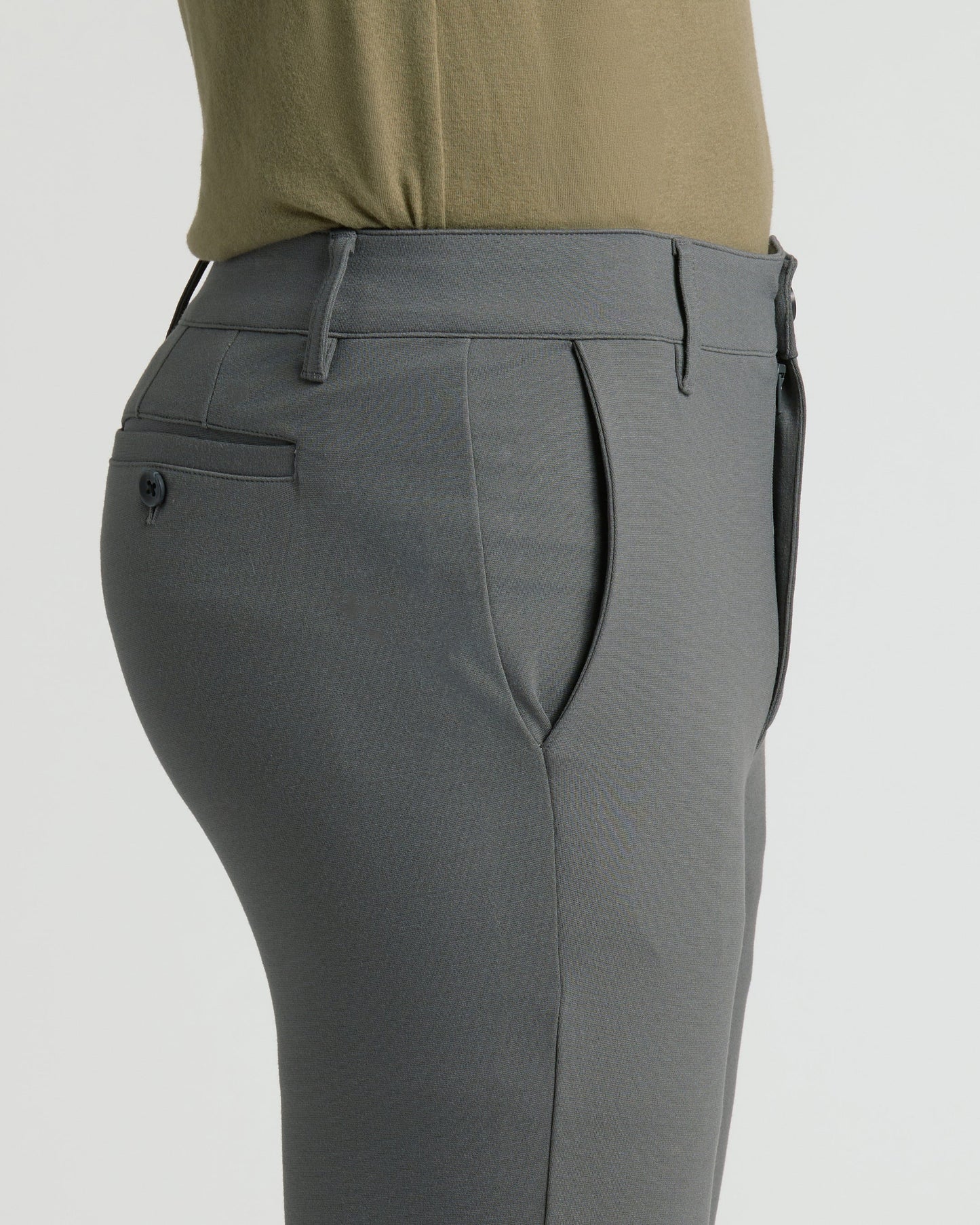 Carbon Slim Comfort Knit Chino Pant