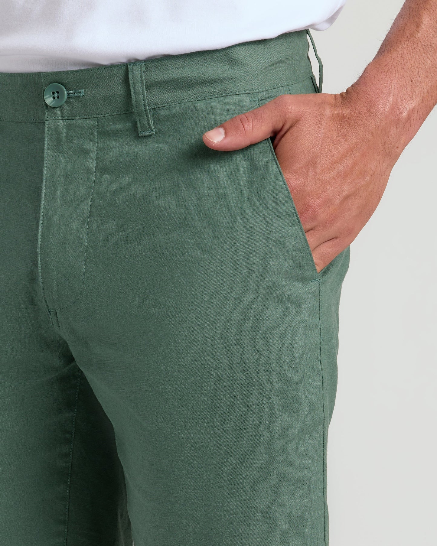 9" Moss Linen Shorts