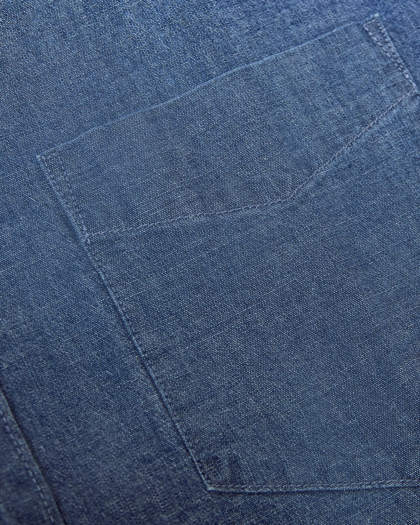 Light Indigo Wash Short Sleeve Stretch Chambray Shirt