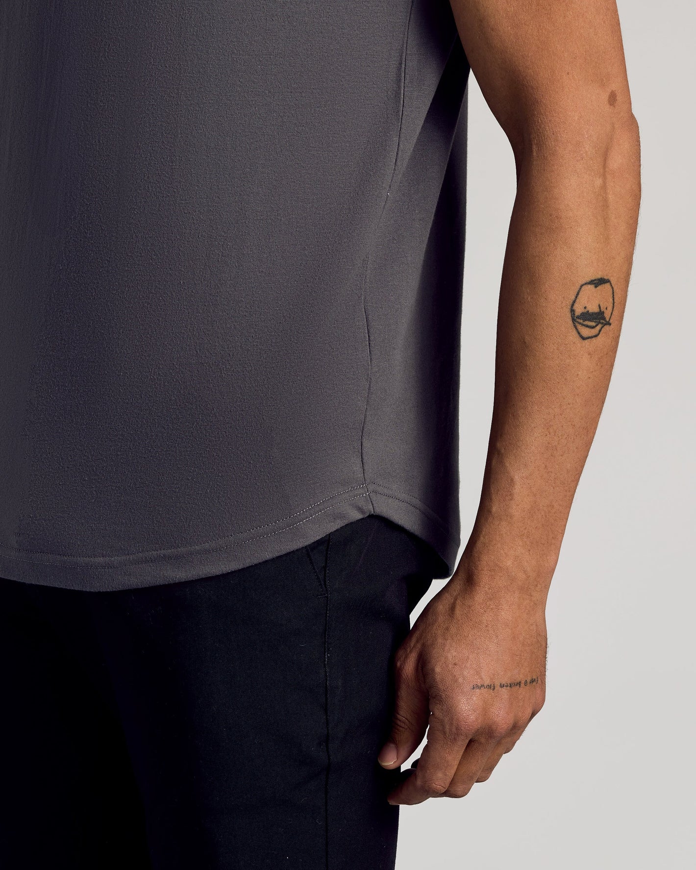 Carbon Curved Hem Classic Crew Neck