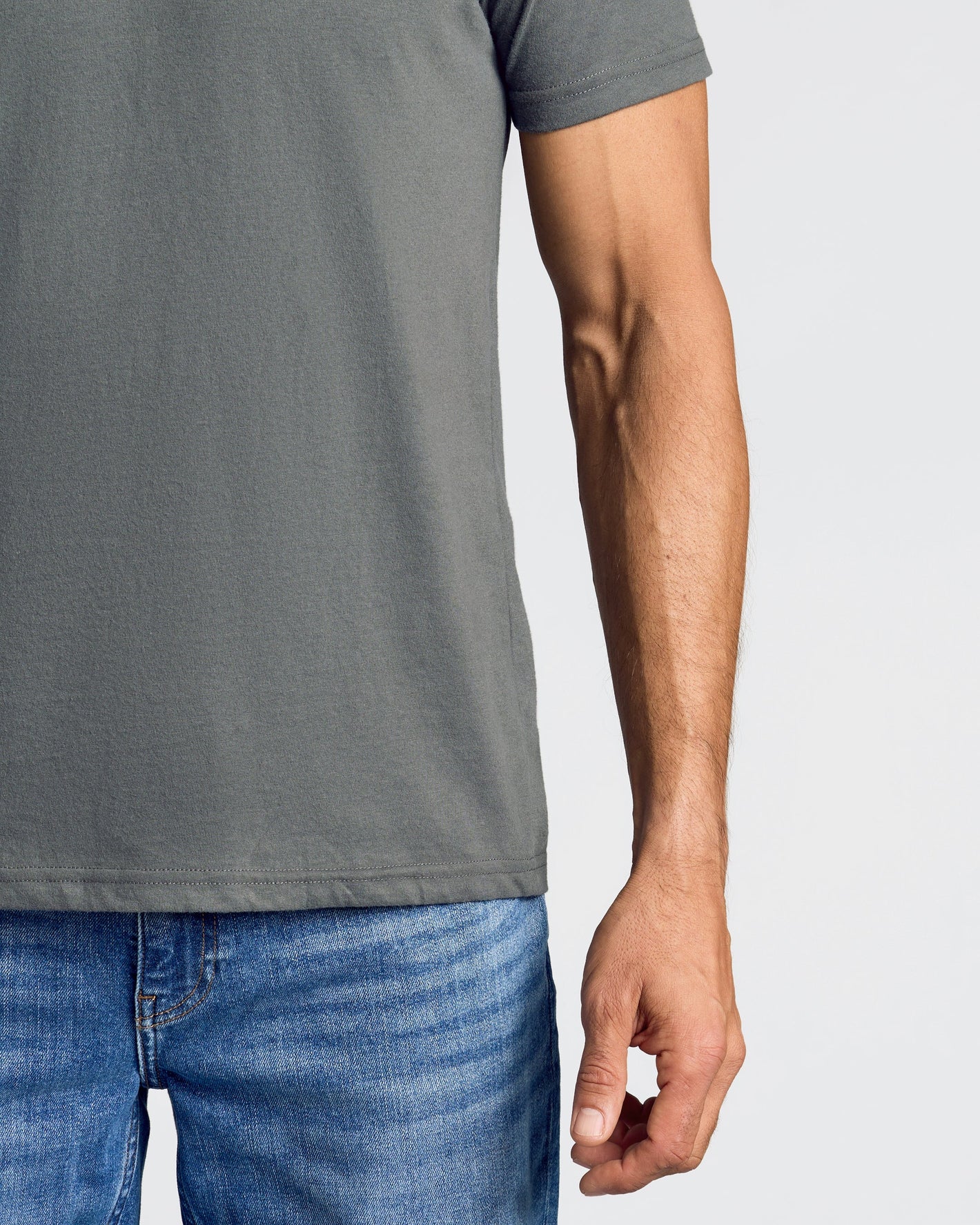 Carbon Classic V-Neck