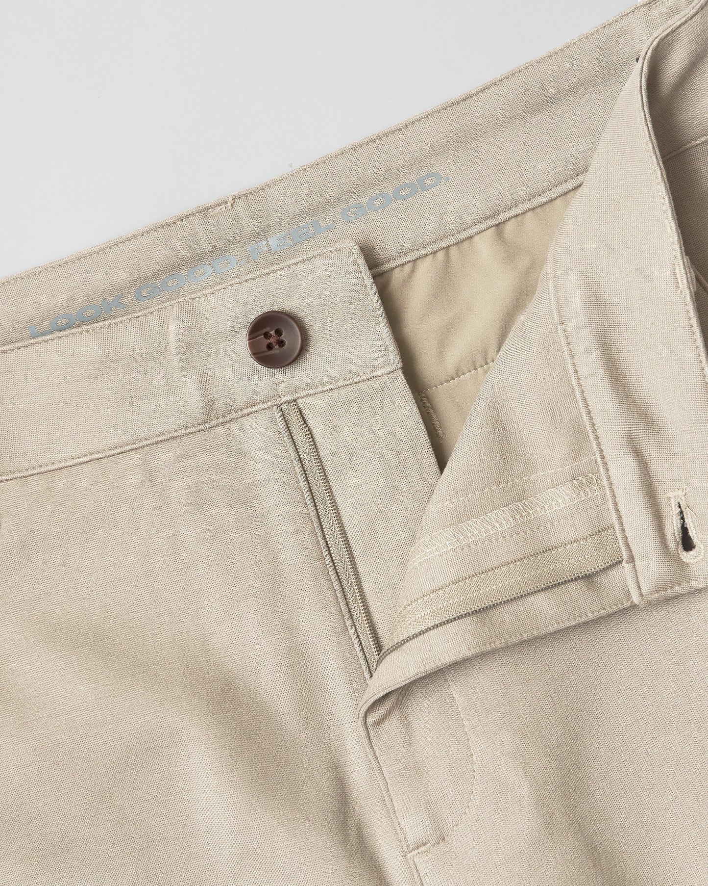 Sandstone Slim Comfort Knit Chino Pant