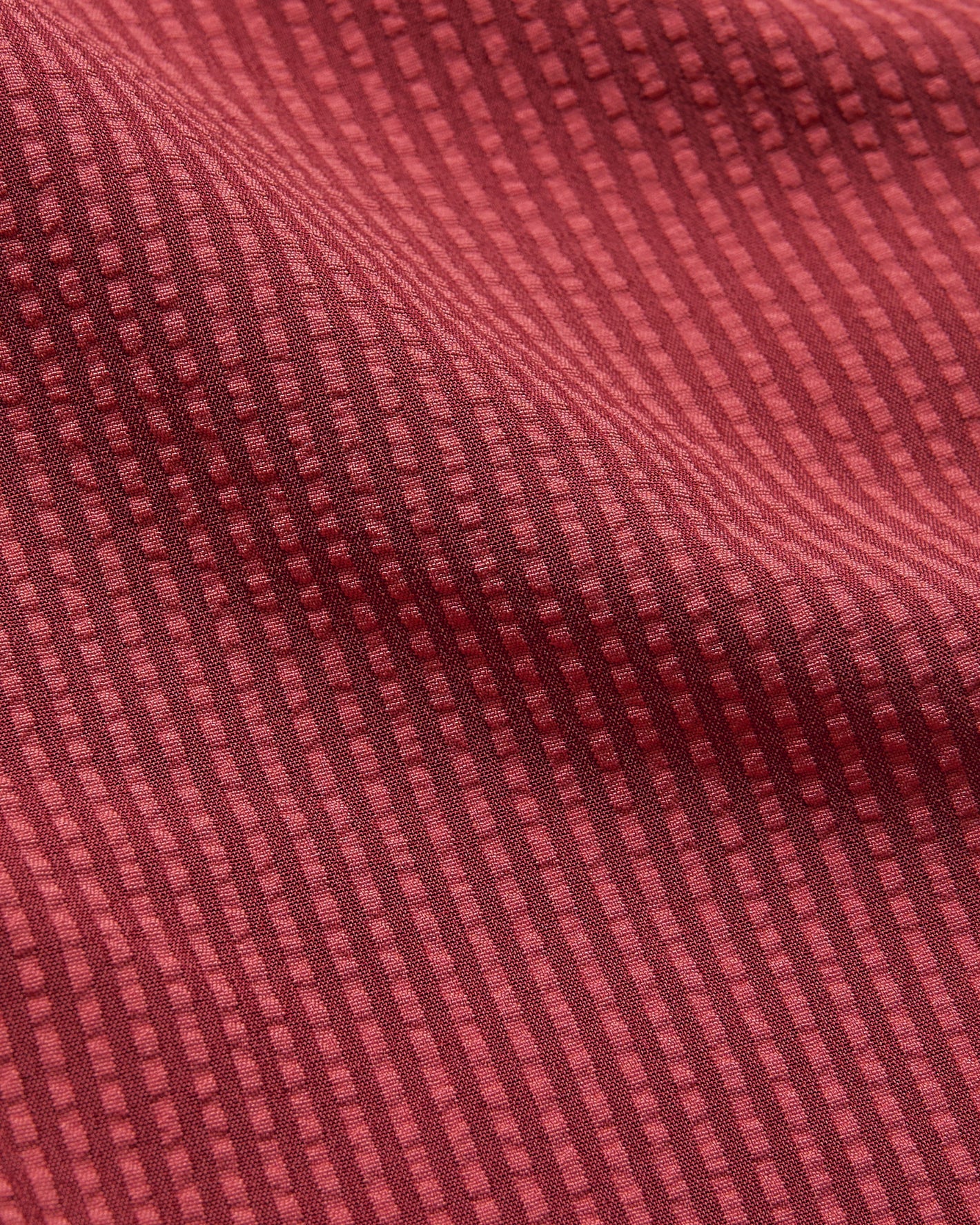 7" Cardinal Seersucker Swim Trunks