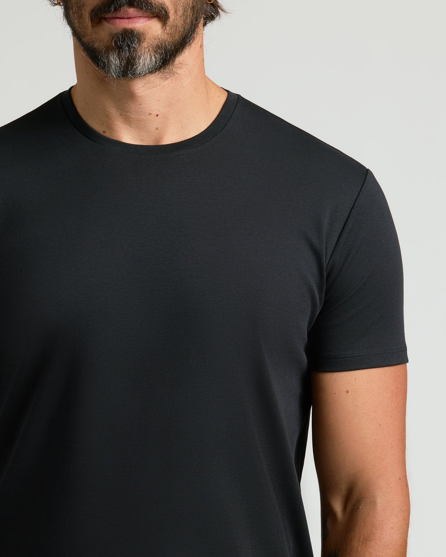 Black Pima Crew Curved Hem