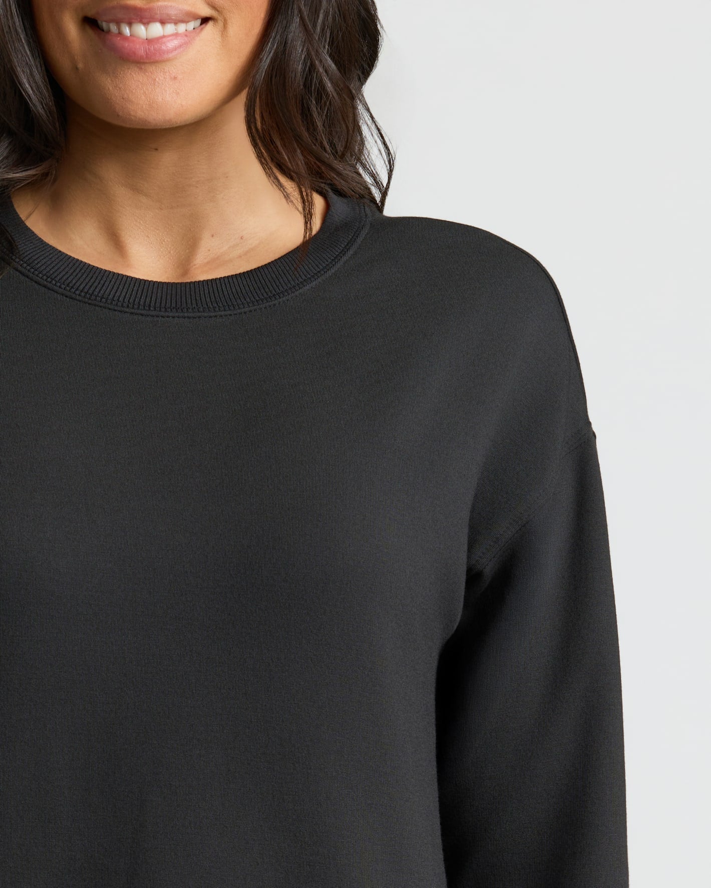 Womens Black Slouch Pullover Crew